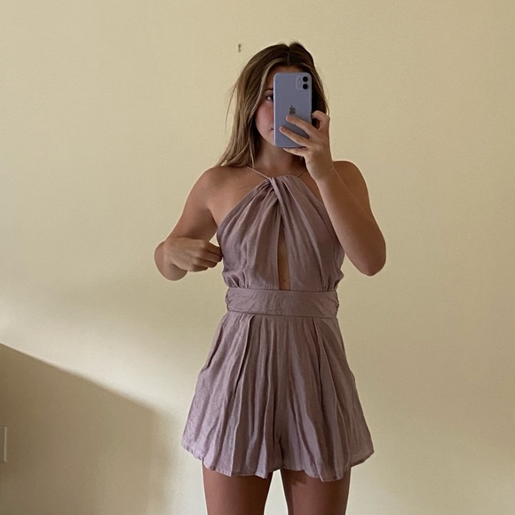 Boutique Romper - Picture 1 of 3